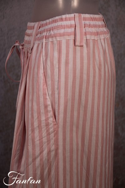 Les Filles d'Ailleurs Pantalon rayé rose P322